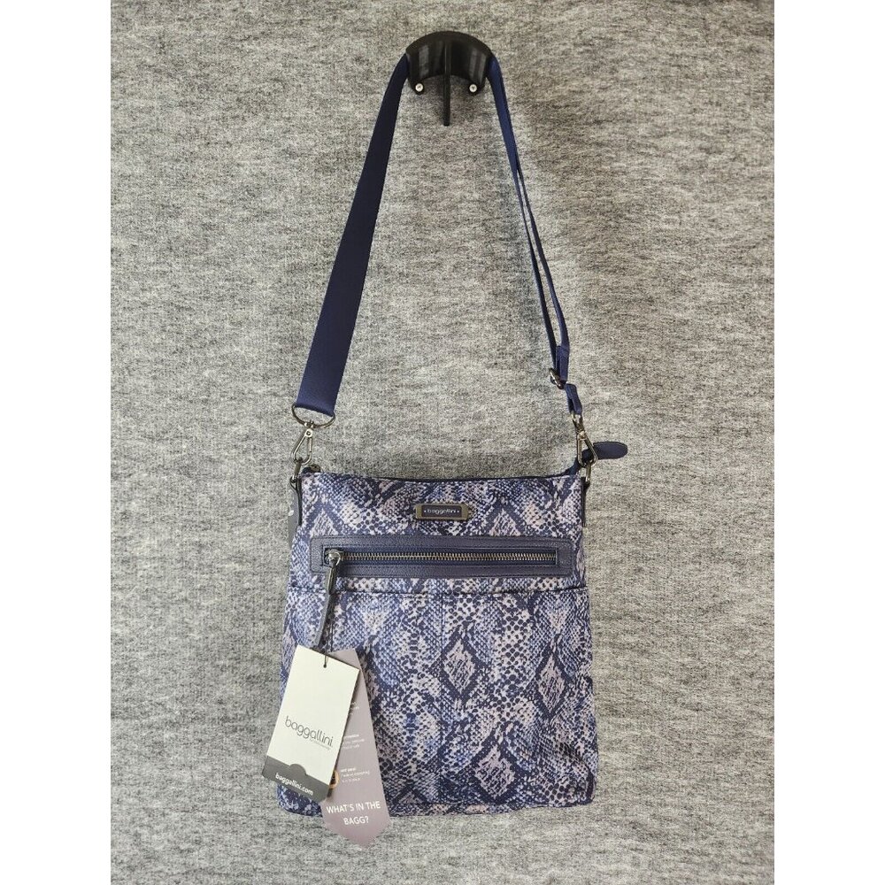 Baggallini 10.5 x 2.5 x 11 Adjustable Crossbody RFID